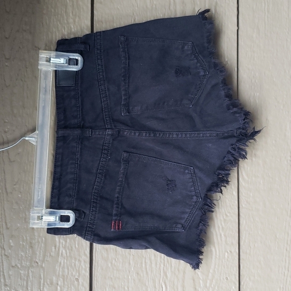 UO BDG High Rise Cheeky Denim Short Slash Super Destroy 27 - Picture 9 of 12